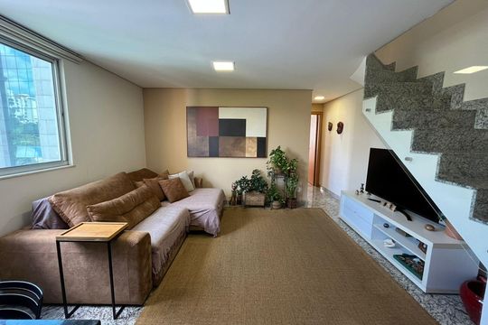 Apartamento à venda com 2 quartos, 135m² em Carmo, Belo Horizonte