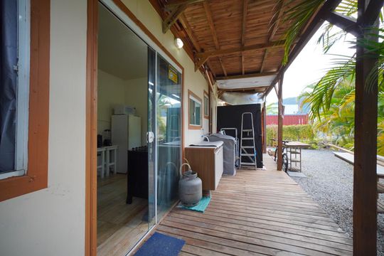 Área externa de casa para alugar com 1 quarto, 55m² em Rio Tavares, Florianópolis