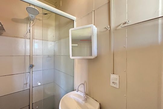 Banheiro de casa para alugar com 1 quarto, 55m² em Rio Tavares, Florianópolis