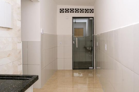 Cozinha de apartamento para alugar com 2 quartos, 65m² em Vila Emil, Mesquita