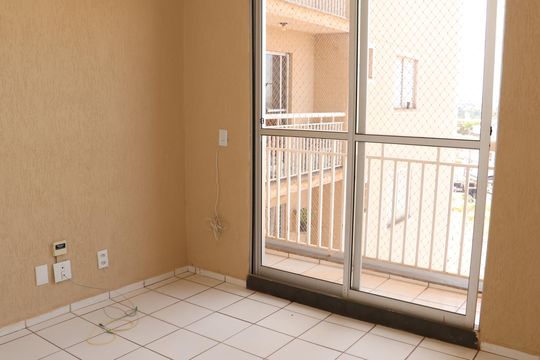 Apartamento à venda com 3 quartos, 75m² em Setor Goiânia 2, Goiânia