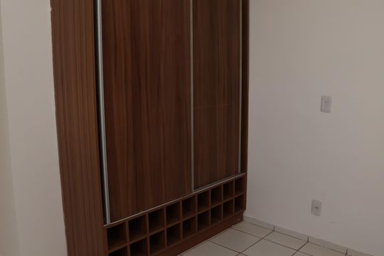 Apartamento à venda com 3 quartos, 75m² em Setor Goiânia 2, Goiânia