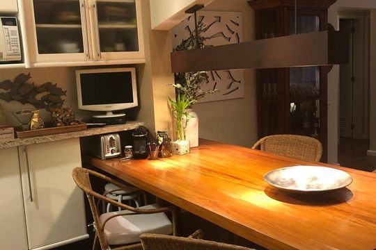 Cozinha de apartamento para alugar com 2 quartos, 91m² em Lagoa, Rio de Janeiro