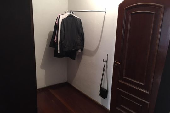 Quarto de casa à venda com 5 quartos, 200m² em Jardim Imperial, São Paulo