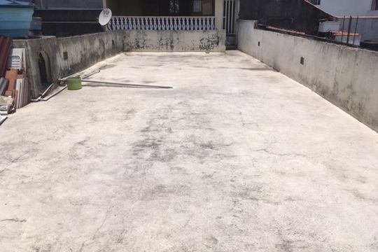 Área externa de casa à venda com 5 quartos, 200m² em Jardim Imperial, São Paulo