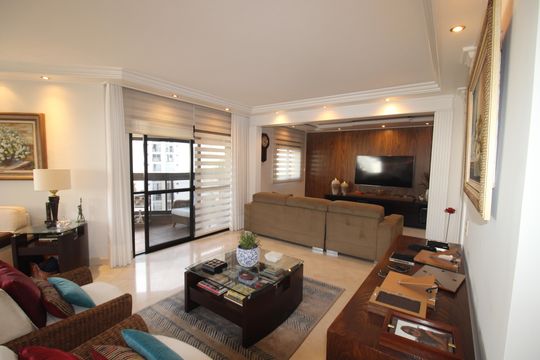 Apartamento à venda com 4 quartos, 210m² em Santana, São Paulo