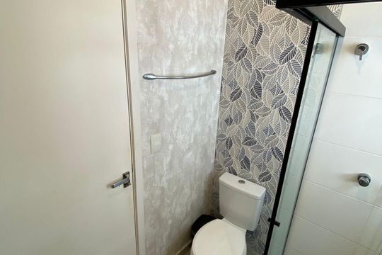 Banheiro de casa de condomínio à venda com 3 quartos, 117m² em Cidade Nova, Jundiaí