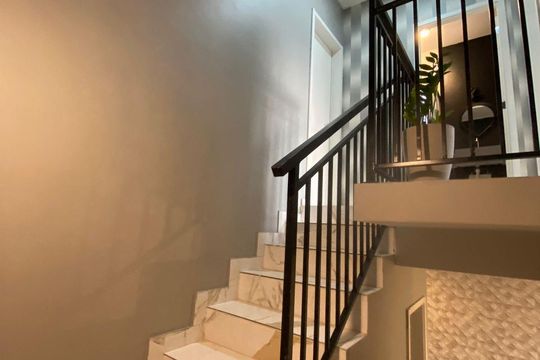 Sala de casa de condomínio à venda com 3 quartos, 117m² em Cidade Nova, Jundiaí