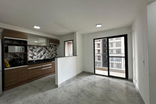 Sala de apartamento para alugar com 2 quartos, 60m² em Jardim Maria Helena, Barueri