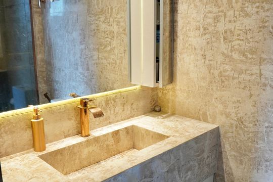 Suíte - Banheiro  de apartamento à venda com 3 quartos, 90m² em Itapoã, Belo Horizonte