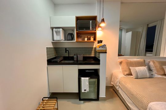 Cozinha de apartamento à venda com 1 quarto, 20m² em Copacabana, Rio de Janeiro