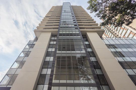 Fachada de kitnet/studio para alugar com 1 quarto, 34m² em Pinheiros, São Paulo