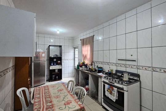 Cozinha de casa à venda com 2 quartos, 130m² em Padroeira, Osasco