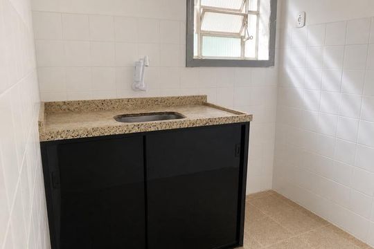 Casa à venda com 2 quartos, 79m² em São Domingos, Niterói
