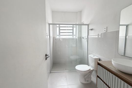 Banheiro de apartamento à venda com 2 quartos, 78m² em Belenzinho, São Paulo