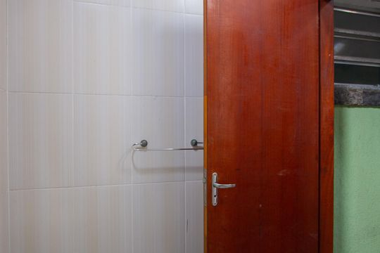 Banheiro externo de casa para alugar com 4 quartos, 191m² em Trindade, São Gonçalo