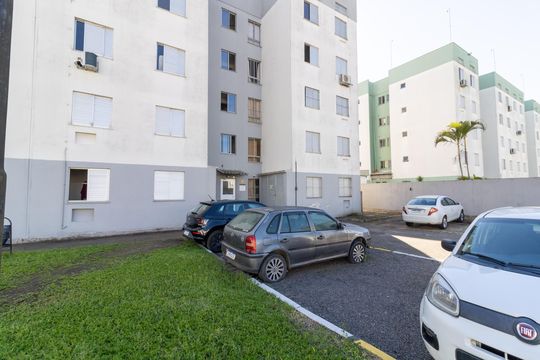 Fachada de apartamento para alugar com 2 quartos, 42m² em São José, Porto Alegre