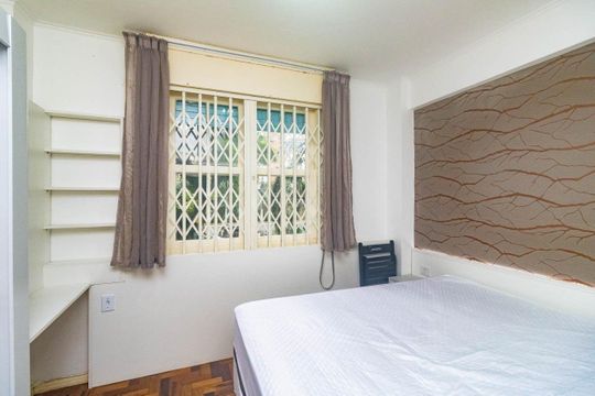 Quarto 1 de apartamento à venda com 3 quartos, 68m² em Azenha, Porto Alegre