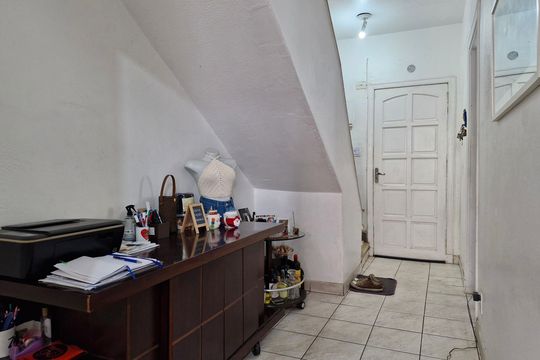 Corredor de casa à venda com 3 quartos, 100m² em Vila Dom Pedro I, São Paulo