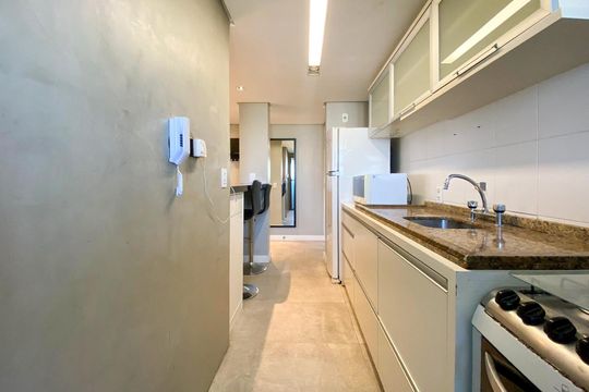 Cozinha de apartamento para alugar com 2 quartos, 86m² em Petrópolis, Porto Alegre