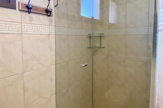 Banheiro 2 de apartamento para alugar com 2 quartos, 86m² em Petrópolis, Porto Alegre