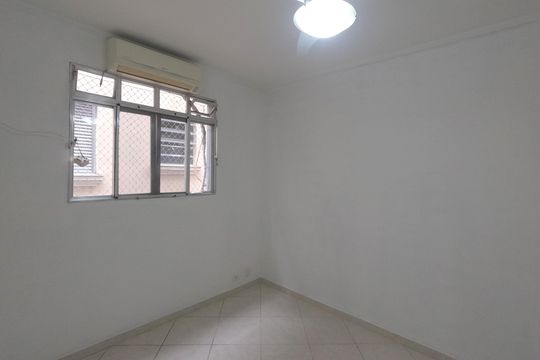 Apartamento para alugar com 2 quartos, 62m² em Aparecida, Santos