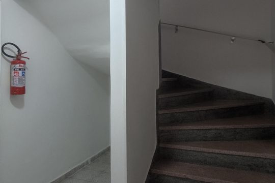 Área Comum - Entrada do Bloco de apartamento para alugar com 2 quartos, 62m² em Aparecida, Santos