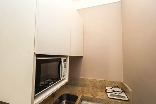 Cozinha de kitnet/studio para alugar com 1 quarto, 22m² em Vila Mariana, São Paulo