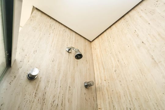 Banheiro de kitnet/studio para alugar com 1 quarto, 22m² em Vila Mariana, São Paulo