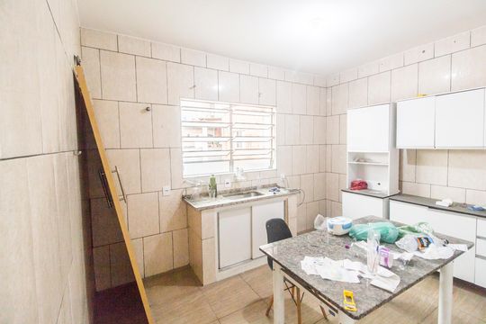 Cozinha de apartamento para alugar com 1 quarto, 125m² em Parque Santana, Barueri