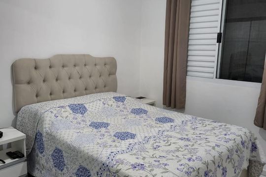 Quarto 2 de apartamento para alugar com 2 quartos, 45m² em Vila Jaraguá, São Paulo