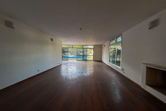 Casa para alugar com 4 quartos, 625m² em Alto de Pinheiros, São Paulo