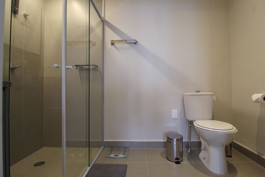 Banheiro de kitnet/studio à venda com 1 quarto, 25m² em Vila Olímpia, São Paulo