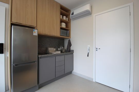Sala/Cozinha de kitnet/studio à venda com 1 quarto, 25m² em Vila Olímpia, São Paulo