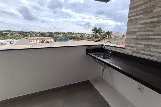 Sacada de apartamento para alugar com 2 quartos, 68m² em Daniel Fonseca, Uberlândia