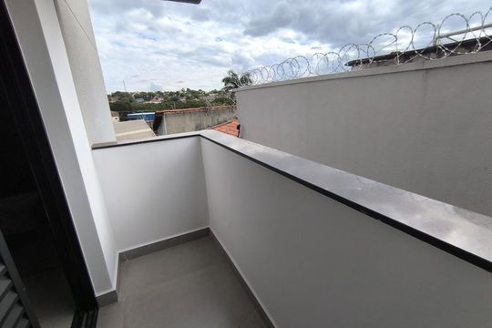 Sacada de apartamento para alugar com 2 quartos, 68m² em Daniel Fonseca, Uberlândia