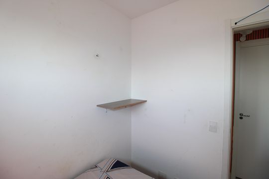 Quarto 1 de casa à venda com 2 quartos, 32m² em Itaquera, São Paulo
