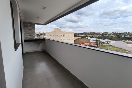 Sacada de apartamento para alugar com 2 quartos, 68m² em Daniel Fonseca, Uberlândia