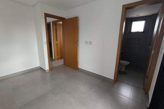 Quarto 2 - Suíte de apartamento para alugar com 2 quartos, 68m² em Daniel Fonseca, Uberlândia