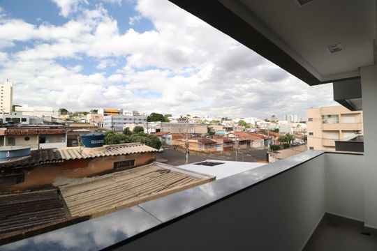 Sacada de apartamento para alugar com 4 quartos, 185m² em Daniel Fonseca, Uberlândia