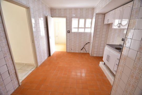 Cozinha de apartamento para alugar com 2 quartos, 75m² em Centro, Campinas