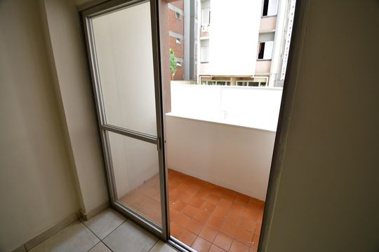 Sala - Sacada de apartamento para alugar com 2 quartos, 75m² em Centro, Campinas