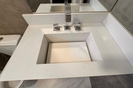Suíte - Banheiro de apartamento para alugar com 2 quartos, 82m² em Barra da Tijuca, Rio de Janeiro