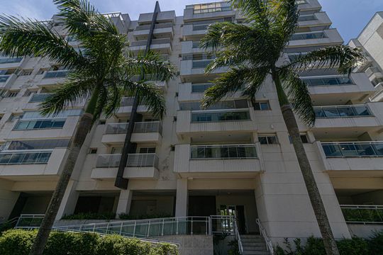 Fachada de apartamento para alugar com 2 quartos, 82m² em Barra da Tijuca, Rio de Janeiro