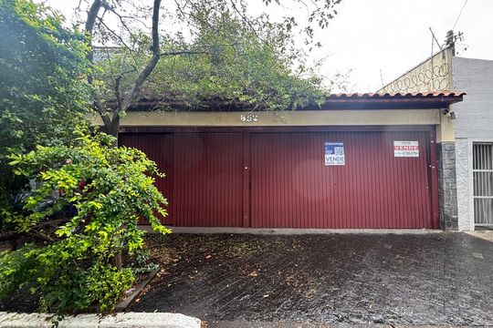 Fachada de casa à venda com 2 quartos, 430m² em Planalto Paulista, São Paulo