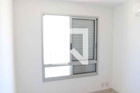 Suíte 01 de apartamento para alugar com 3 quartos, 118m² em Jardim Goiás, Goiânia
