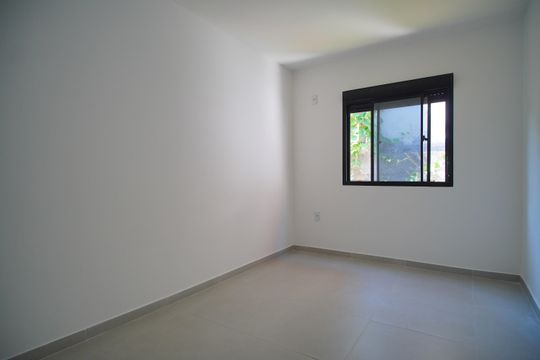 Quarto 1 de casa à venda com 3 quartos, 58m² em Loteamento Parque Recreio, São Leopoldo