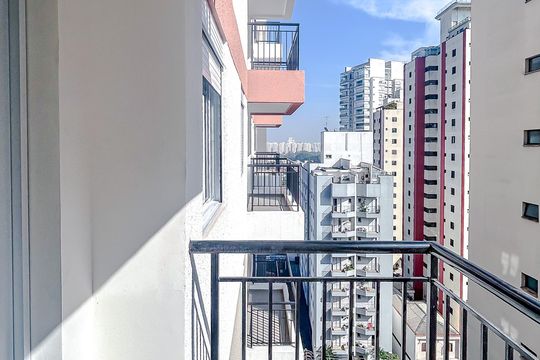 Varanda de kitnet/studio à venda com 1 quarto, 26m² em Tatuapé, São Paulo