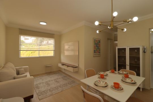 Apartamento à venda com 2 quartos, 54m² em Jardim Santo André, Santo André