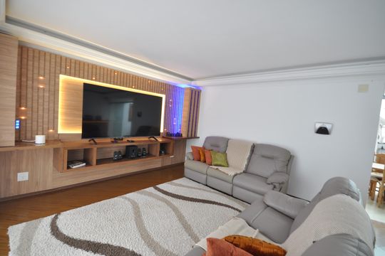 Casa de Condomínio à venda com 4 quartos, 239m² em Jardim Itatinga, São Paulo